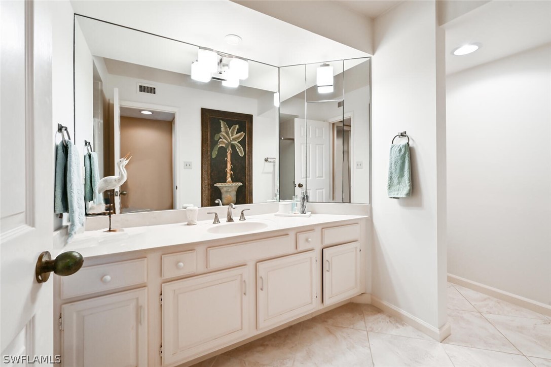 4551 Gulf Shore Blvd N 1001 Property Photo 18