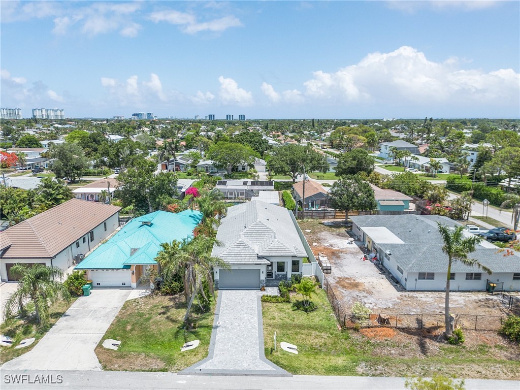 689 101st Ave N Property Photo 29