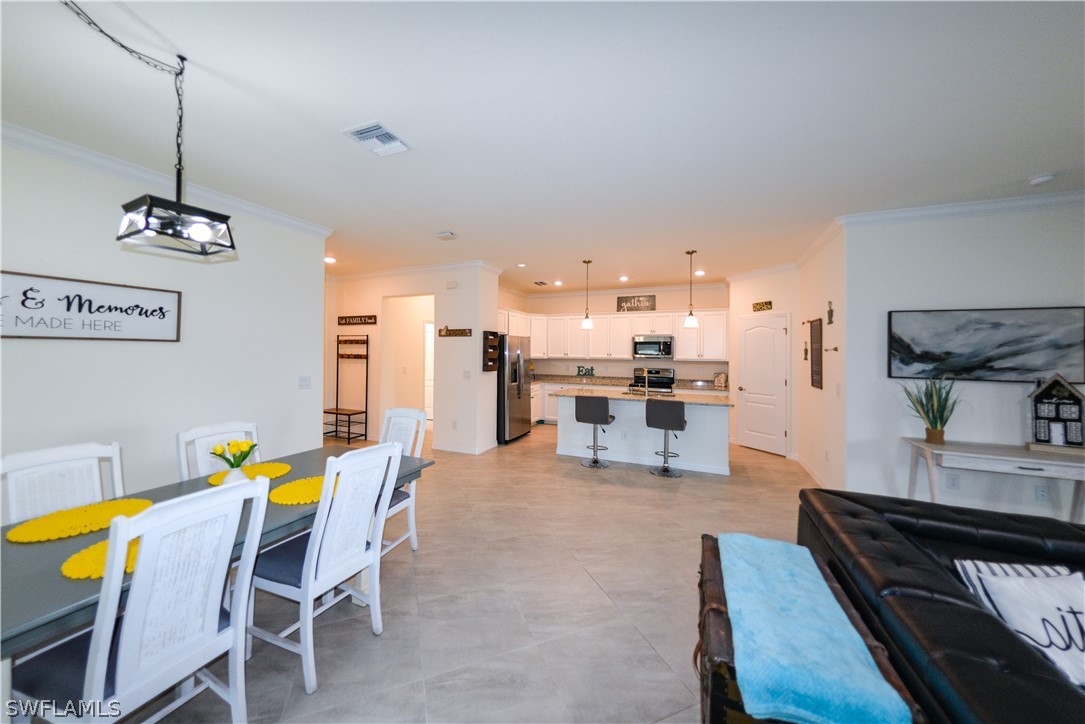 14084 Vindel Cir Property Photo 8