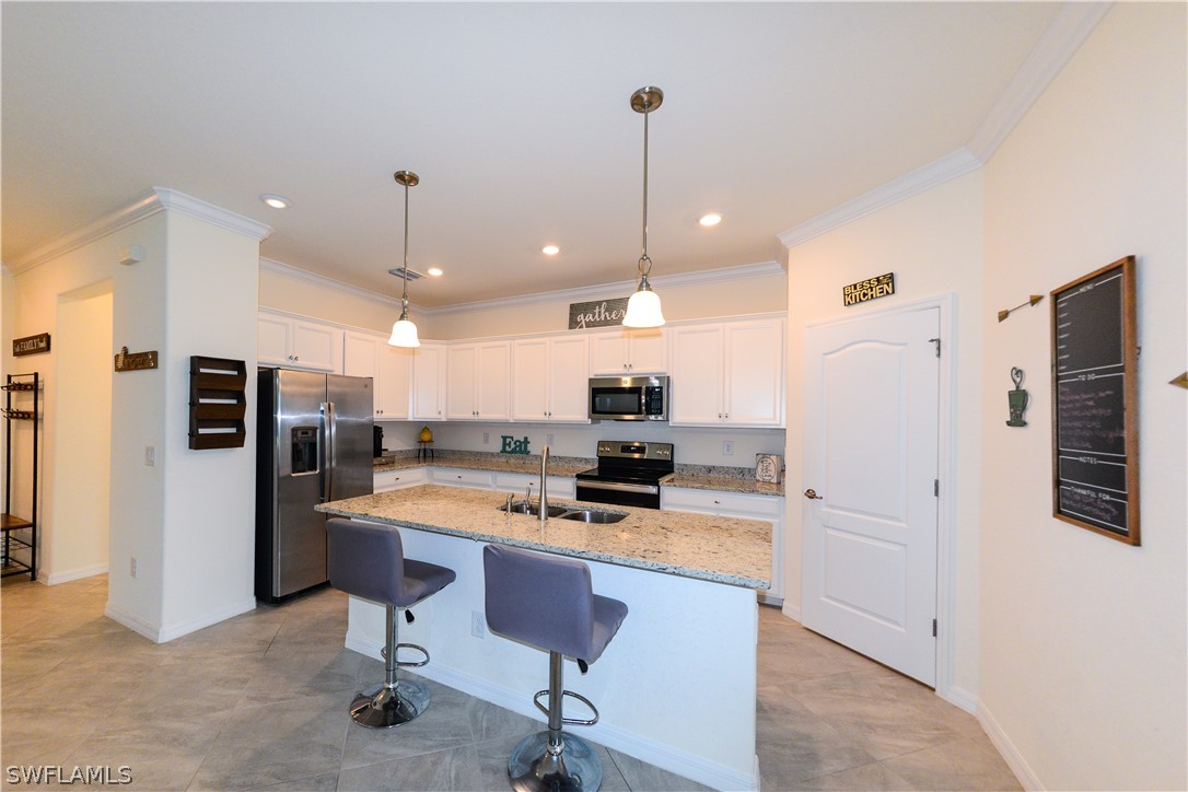 14084 Vindel Cir Property Photo 11