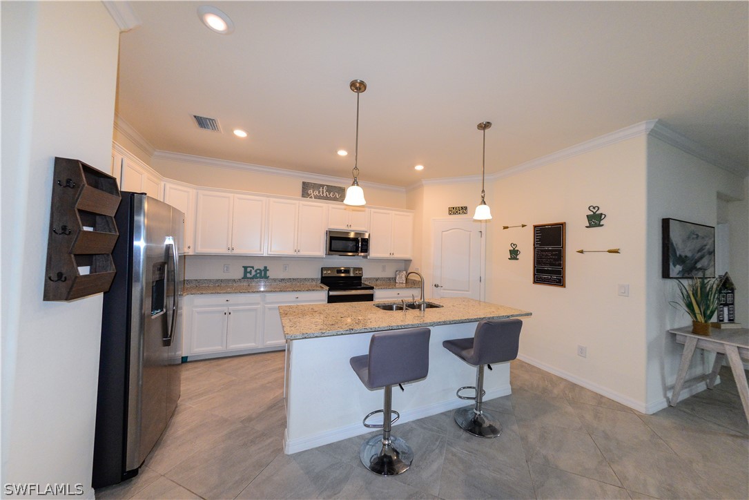 14084 Vindel Cir Property Photo 12