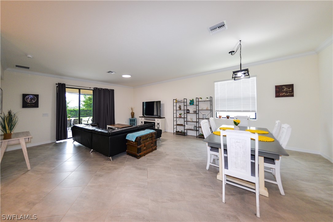 14084 Vindel Cir Property Photo 16