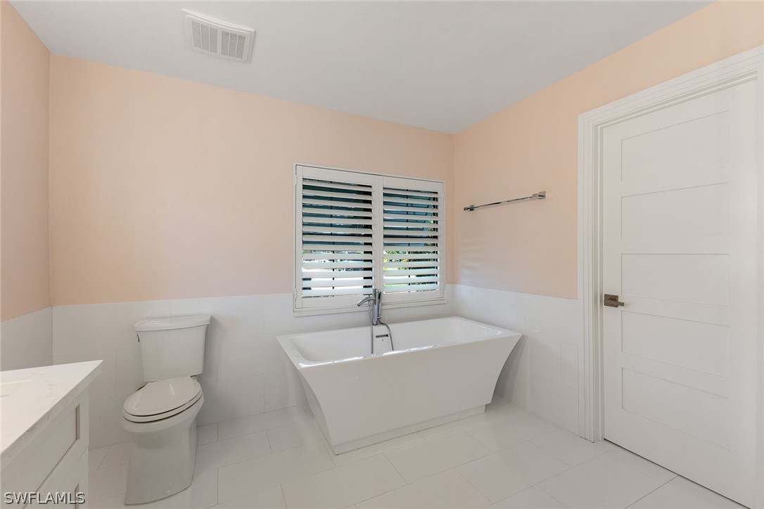 1560 Bluefin Ct Property Photo 19