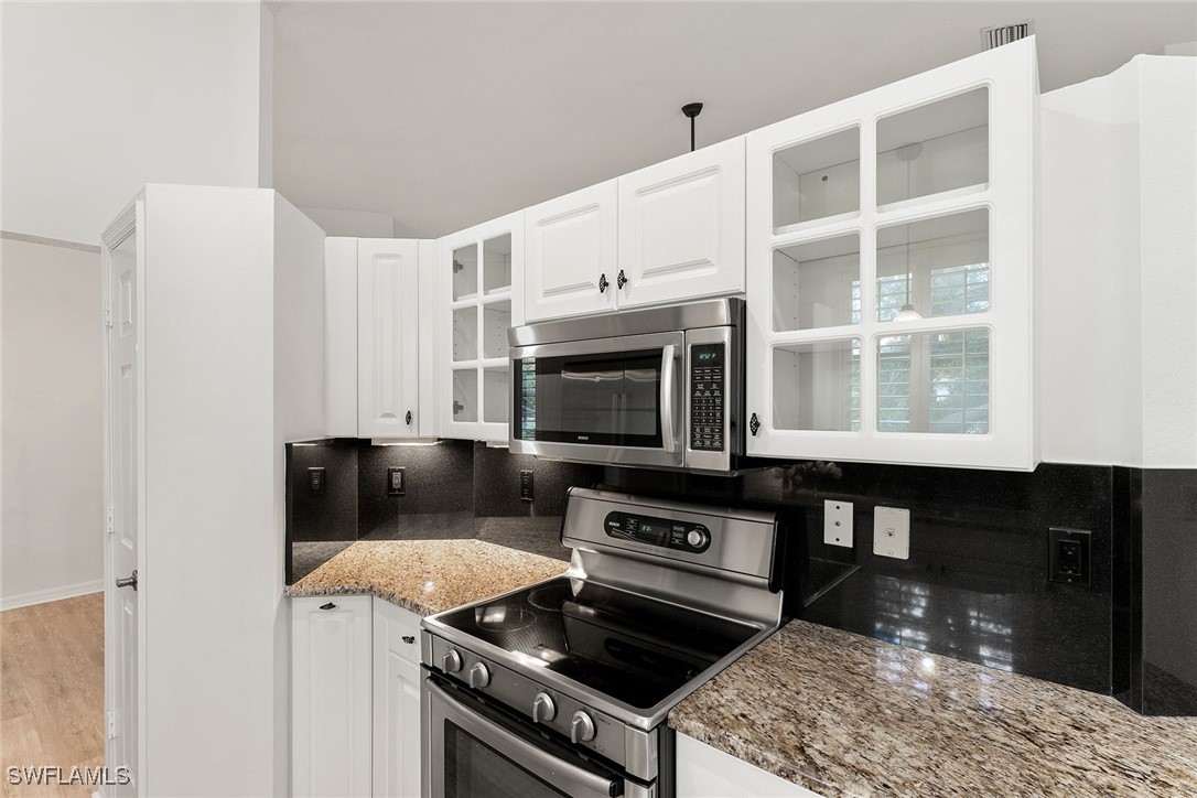 625 Lalique Cir 1404 Property Photo 11
