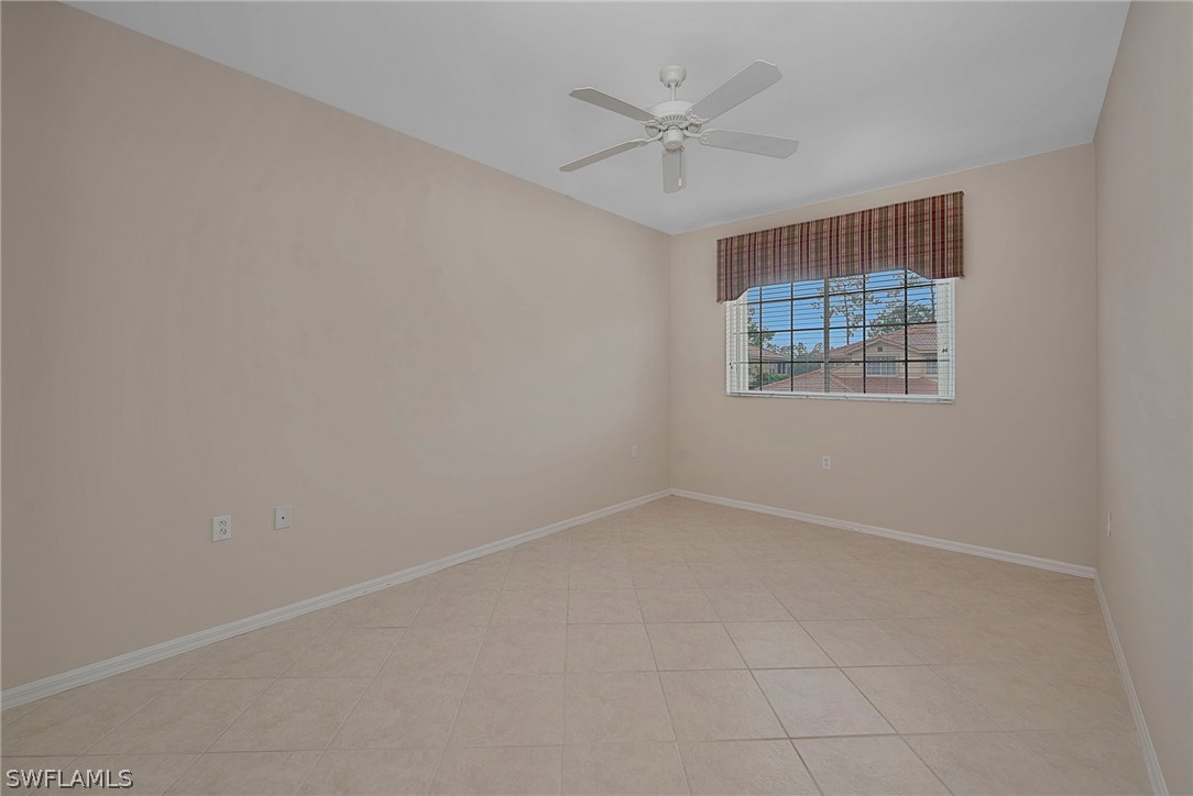 3962 Bishopwood Ct W 201 Property Photo 15