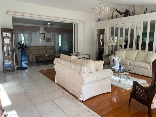 1622 Cheshire Cir E Property Photo 6