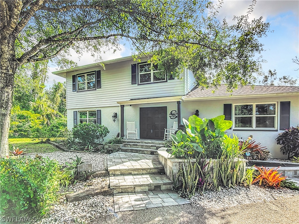 15711 Anderson Ln Property Photo 1