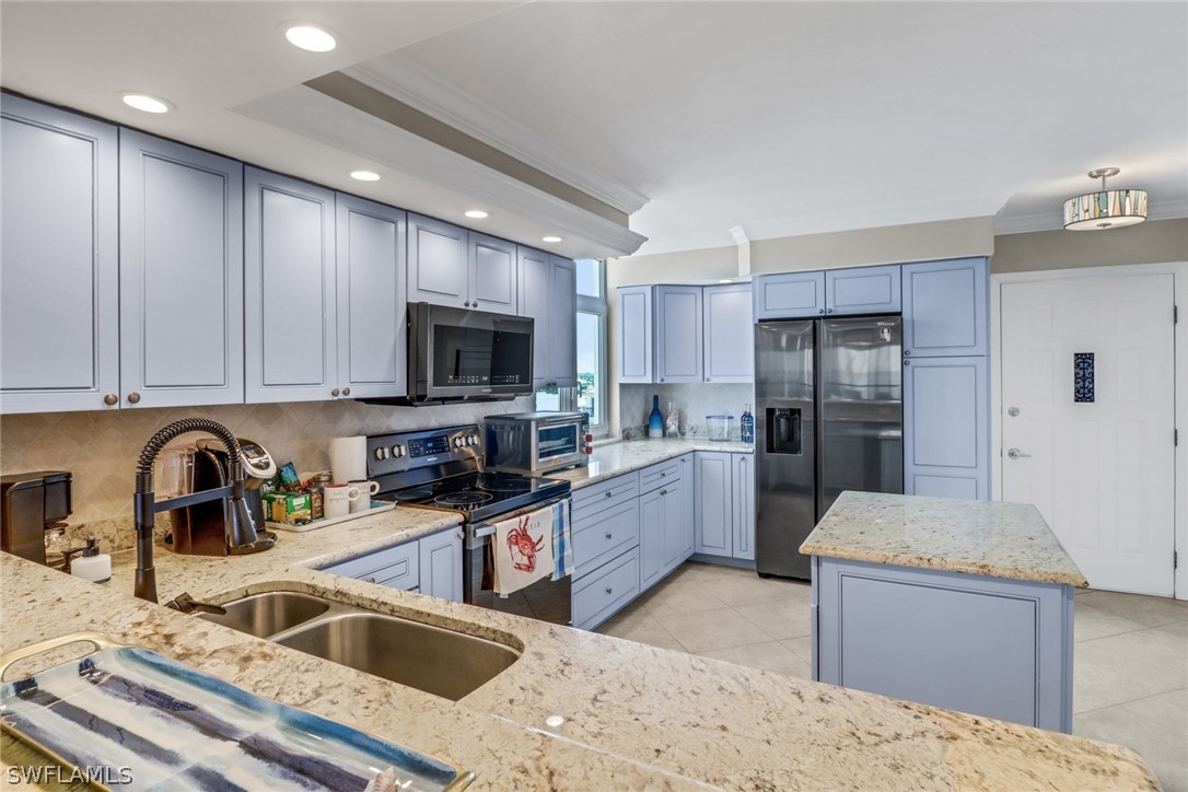 9415 Gulf Shore Dr 402 Property Photo 10