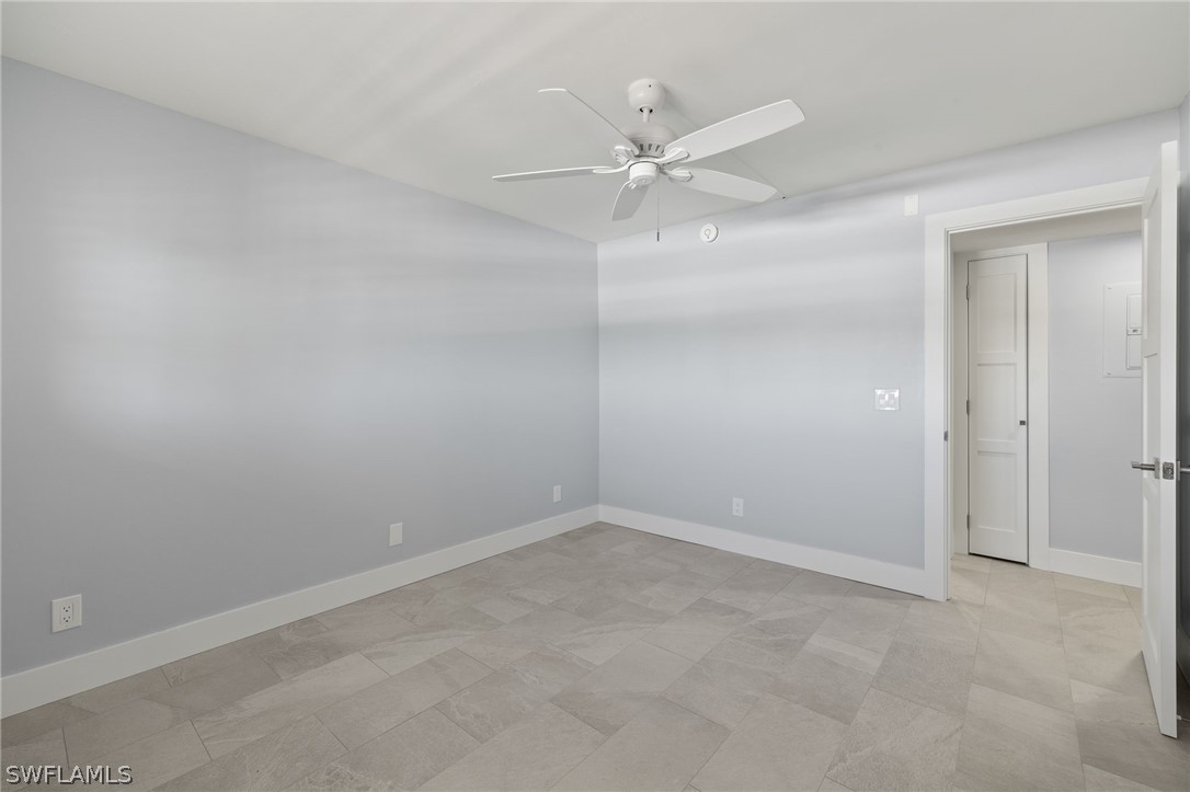 2230 Camino Del Mar Dr 3x3 Property Photo 15