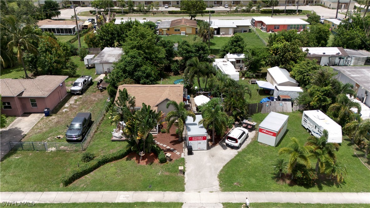 2105 Carrell RD