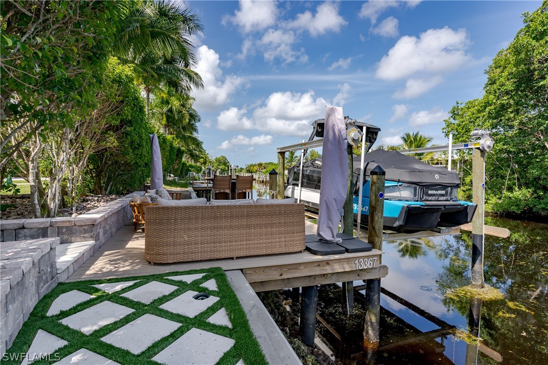 13367 Snook CIR Property Photo 1