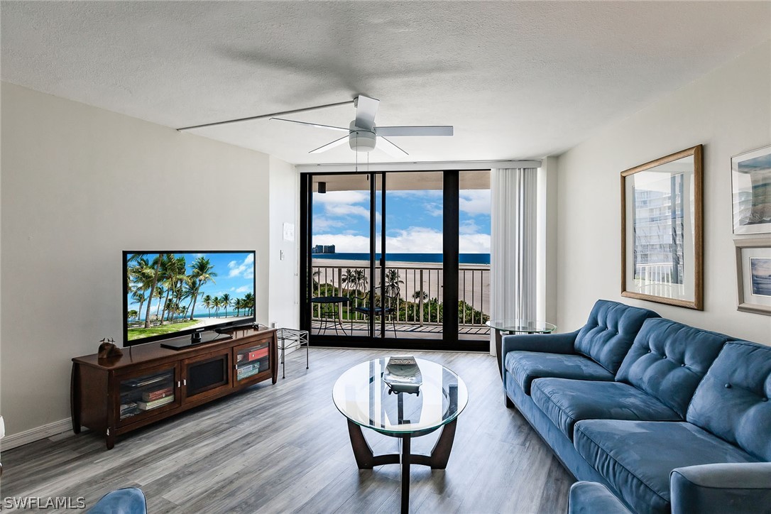 380 Seaview Ct 604 Property Photo 12