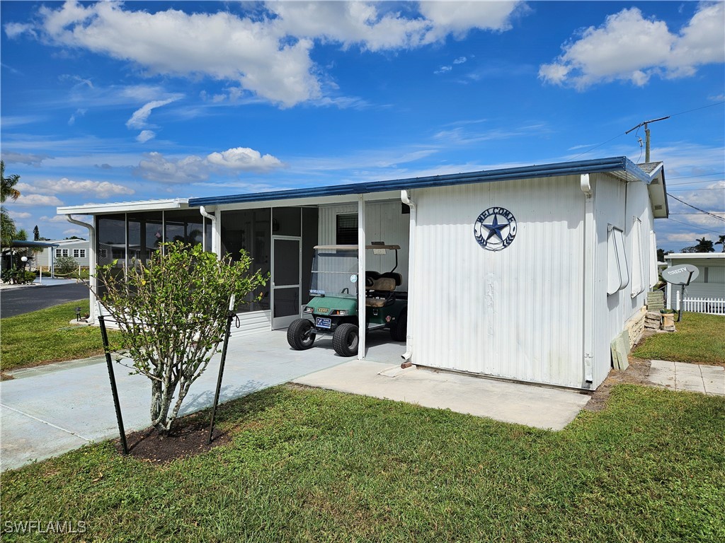 5558 Palm Beach Blvd 436 Property Photo 2