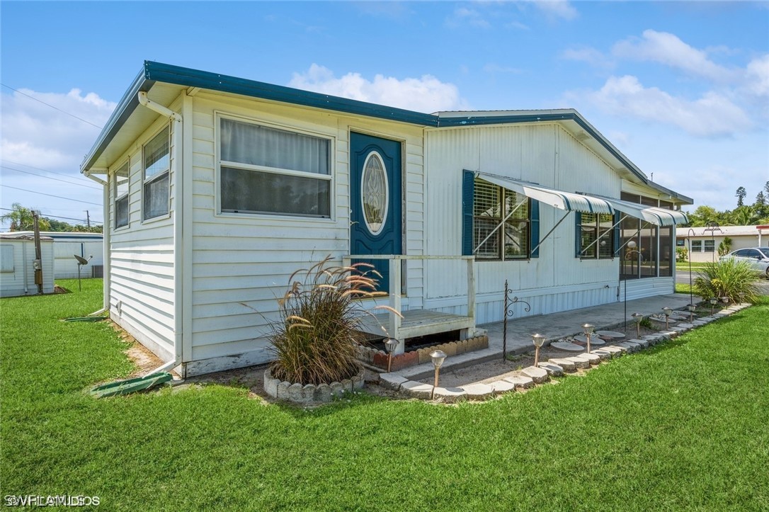 5558 Palm Beach Blvd 436 Property Photo 5