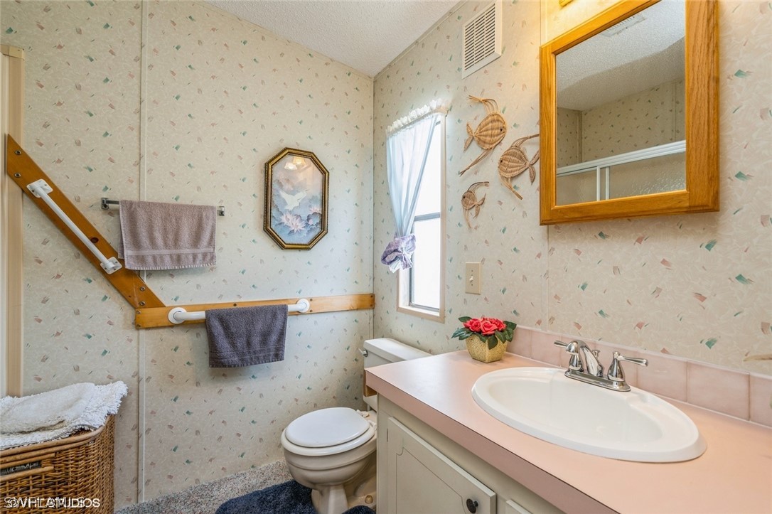 5558 Palm Beach Blvd 436 Property Photo 20