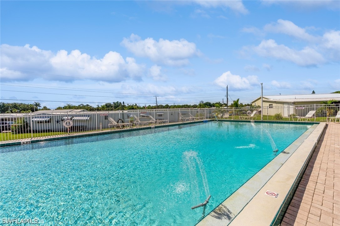 5558 Palm Beach Blvd 436 Property Photo 24