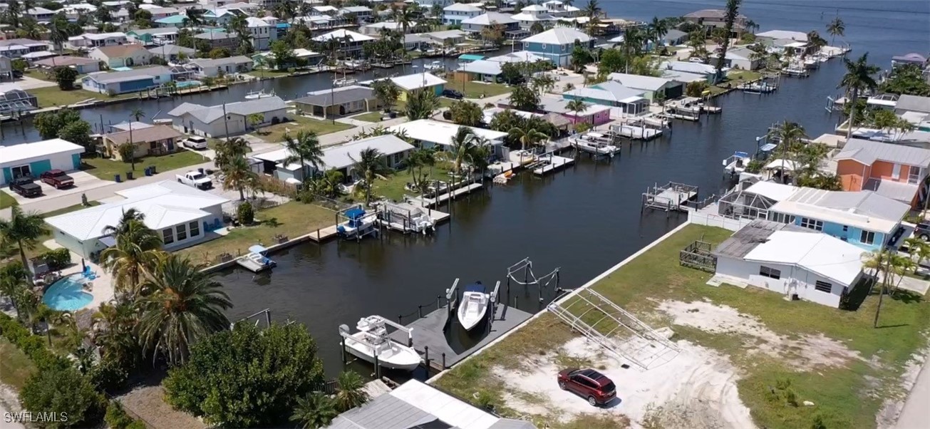 2626 Bayshore Dr Property Photo 3