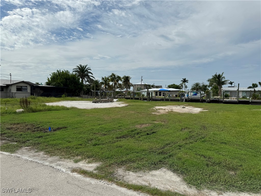 2626 Bayshore Dr Property Photo 10
