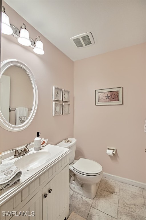 14817 Laguna Dr 102 Property Photo 32