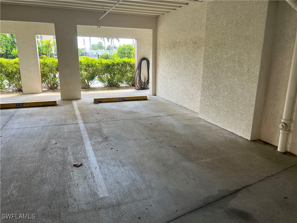 14817 Laguna Dr 102 Property Photo 48