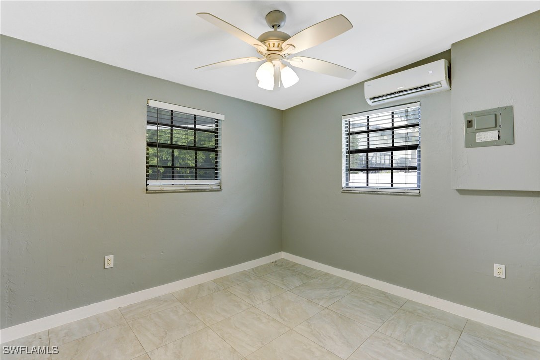 726 Park Ave Property Photo 12