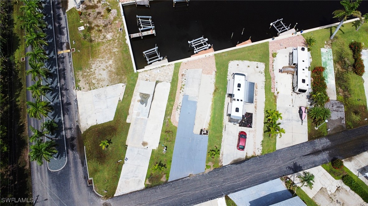 21 Doubloon Way Property Photo 11
