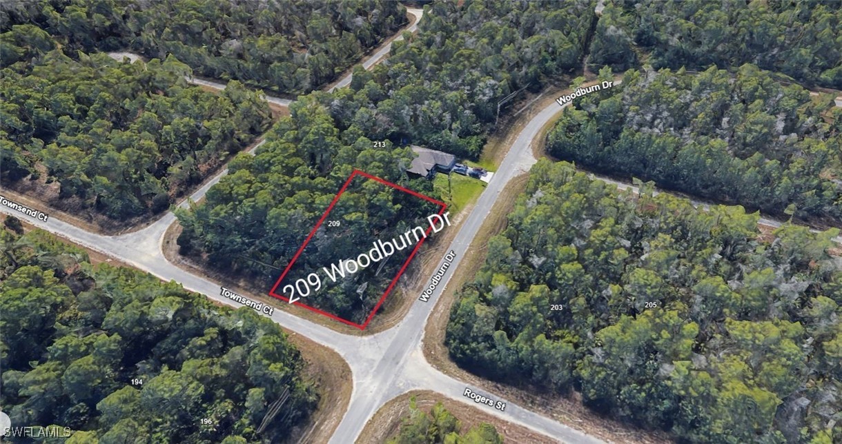 209 Woodburn Dr Property Photo 7