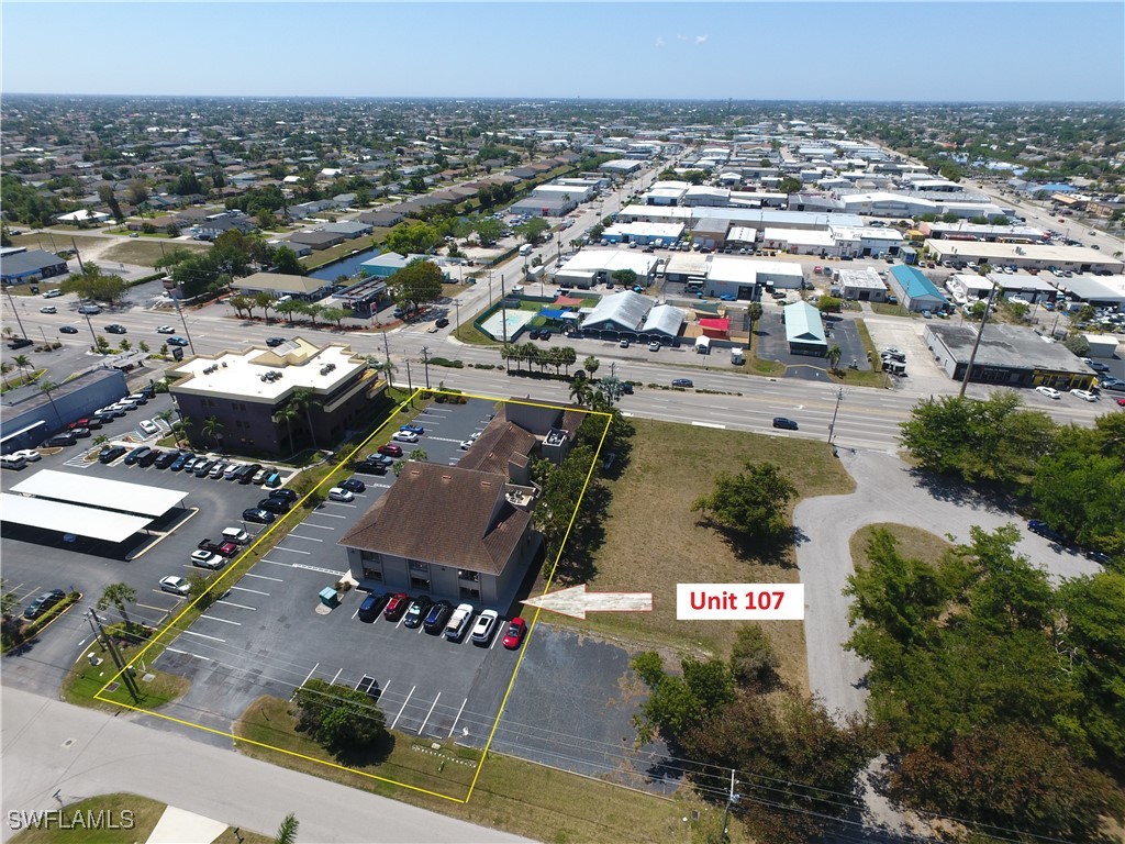 923 Del Prado Blvd S 107 Property Photo 4