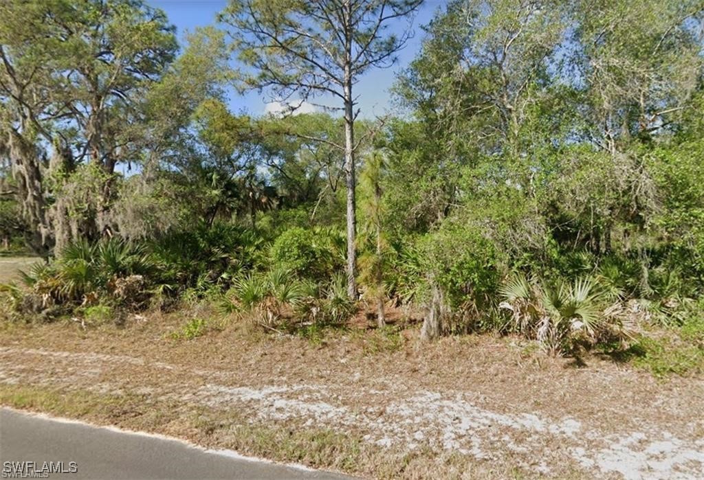 1369 Beach St Property Photo 2