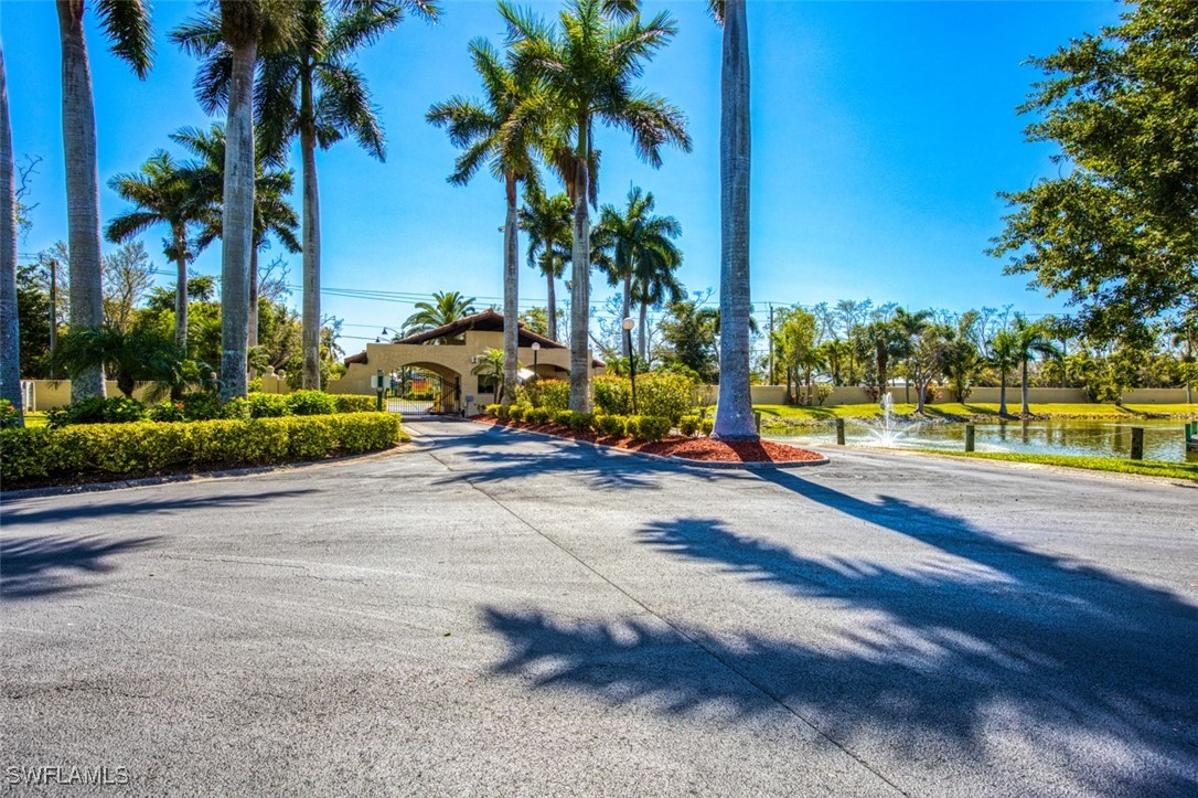 15100 Ports Of Iona Dr W Property Photo 3