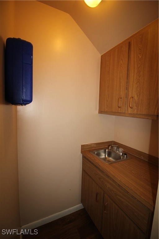 1705 Colonial Blvd D2 Property Photo 17