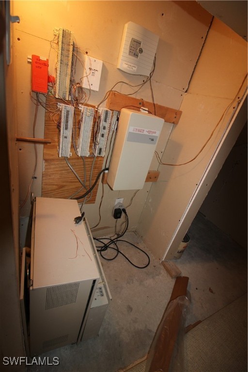 1705 Colonial Blvd D2 Property Photo 19