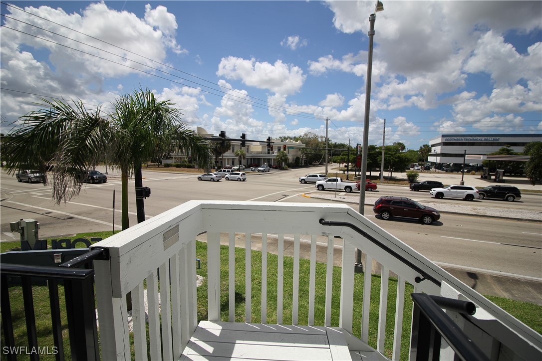 1705 Colonial Blvd D2 Property Photo 28