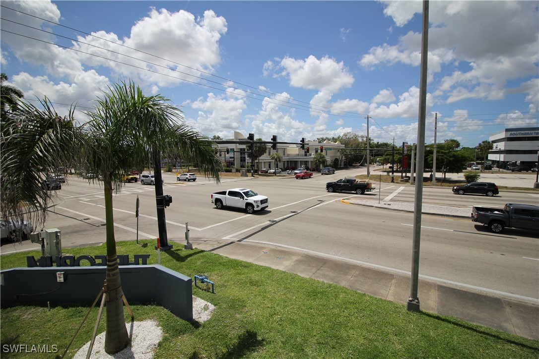 1705 Colonial Blvd D2 Property Photo 29