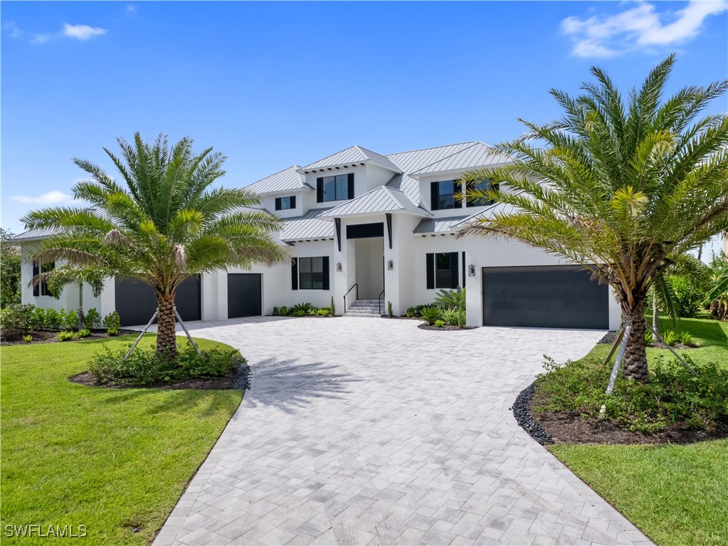 10100 Magnolia Pointe Property Photo 1