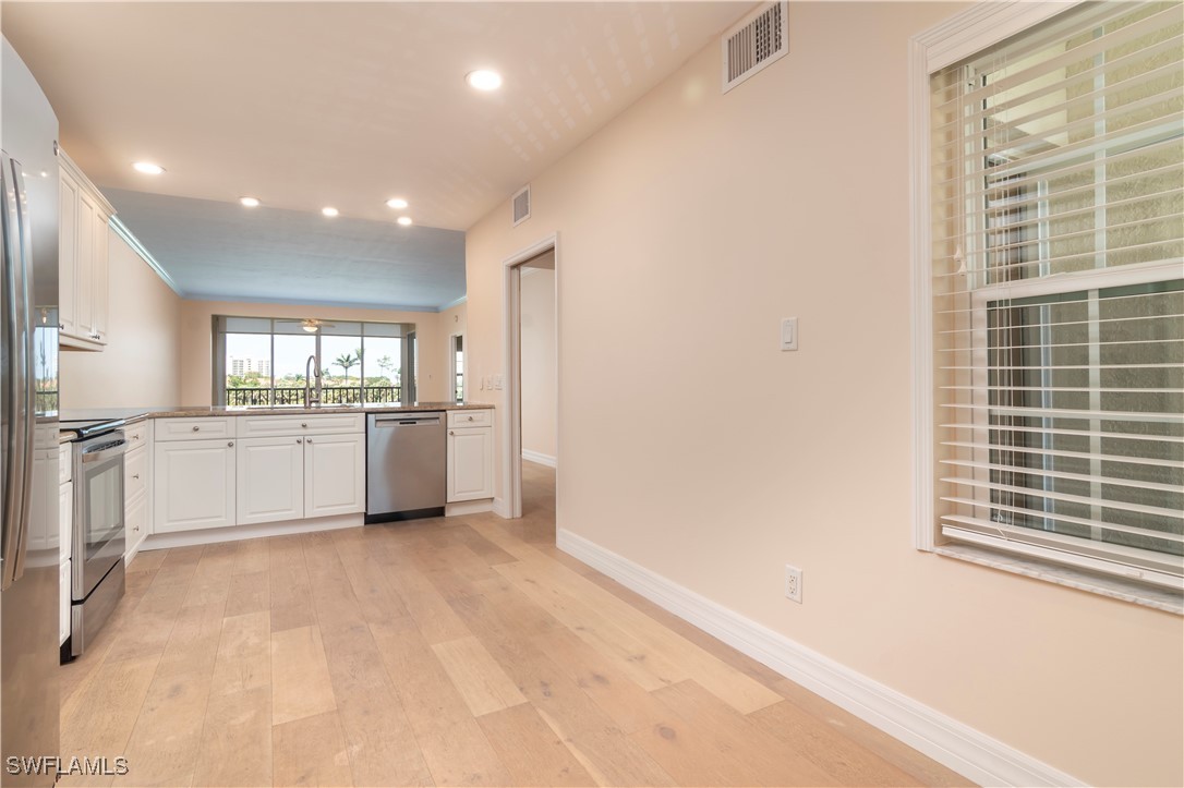 4140 Bayhead Dr 203 Property Photo 16
