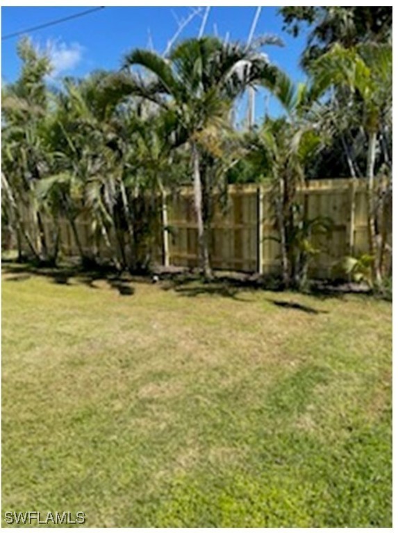 16809 Windcrest Dr Property Photo 2