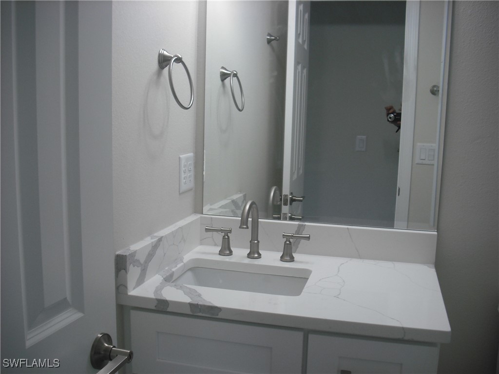 2840 W Gulf Dr 32 Property Photo 15