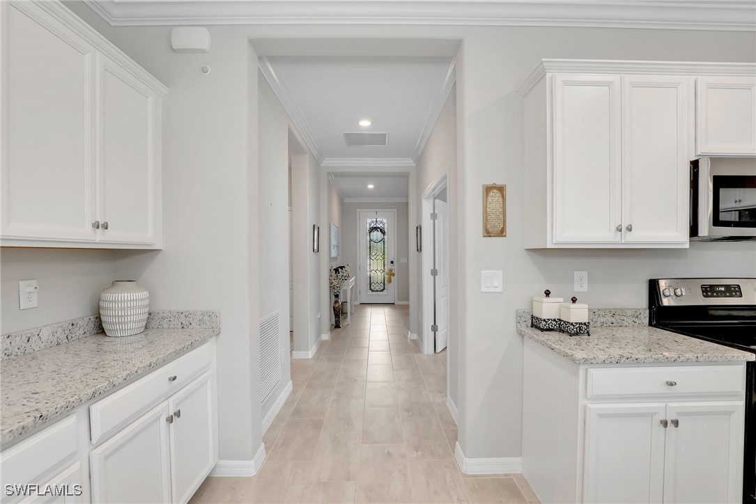 16288 Bonita Landing Cir Property Photo 8
