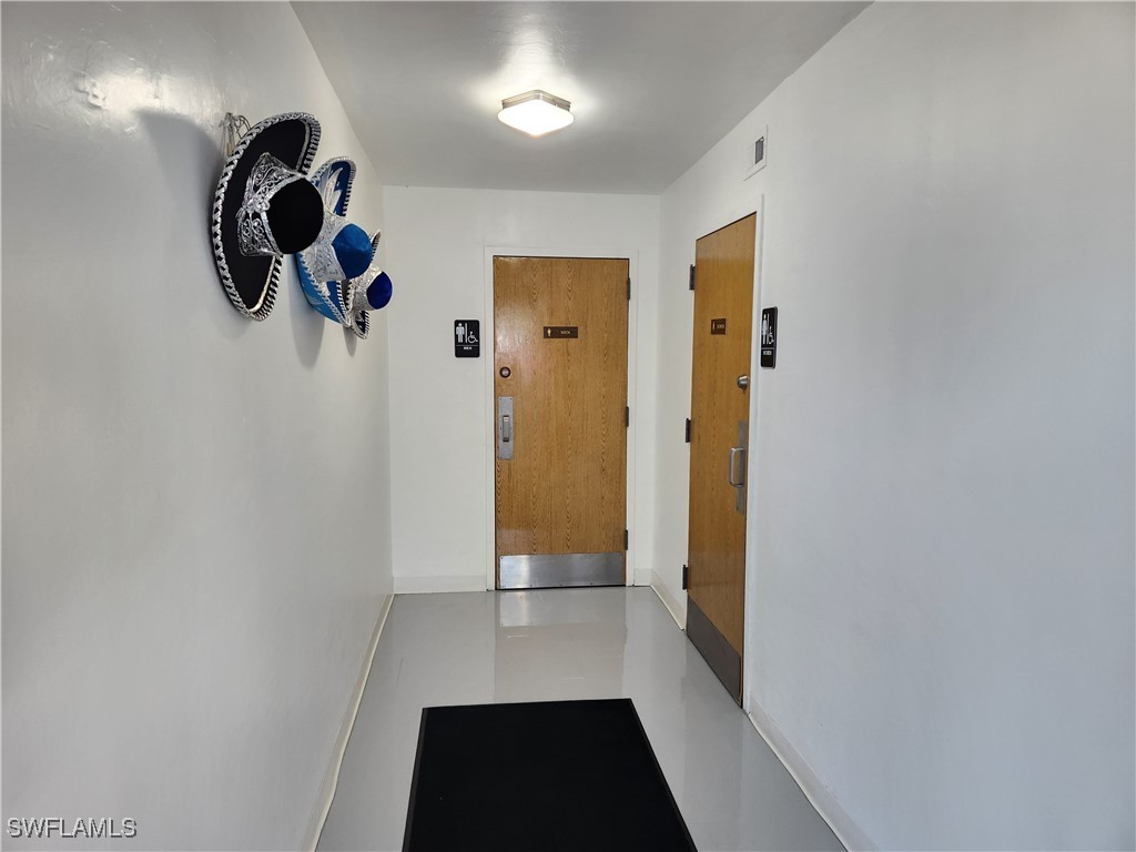 2847 Cleveland Ave Property Photo 33