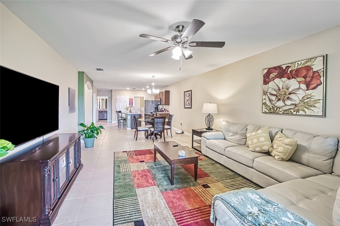10673 Crossback Ln Property Photo 11