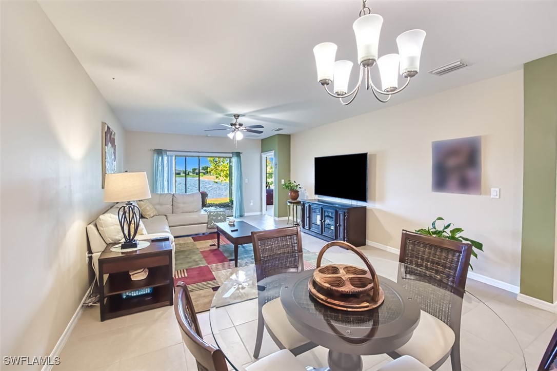 10673 Crossback Ln Property Photo 13