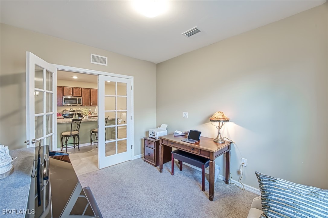 10673 Crossback Ln Property Photo 15
