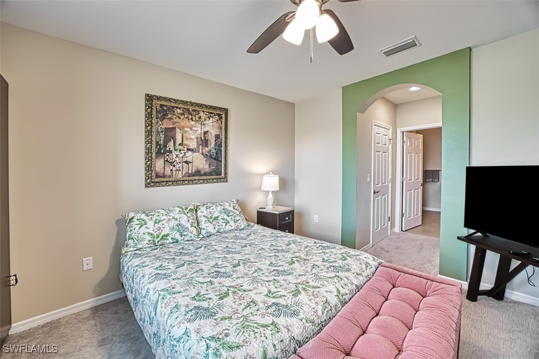 10673 Crossback Ln Property Photo 18