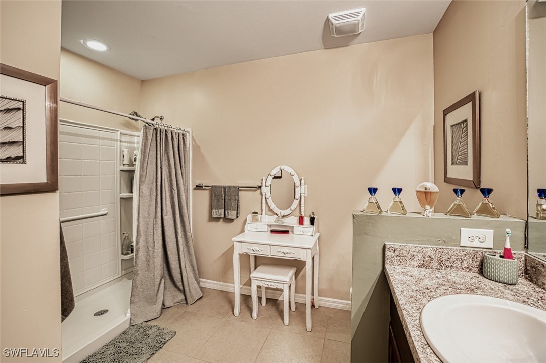 10673 Crossback Ln Property Photo 21