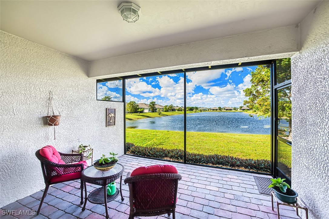 10673 Crossback Ln Property Photo 26