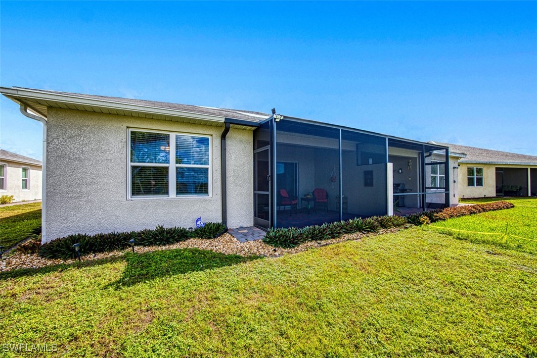 10673 Crossback Ln Property Photo 28