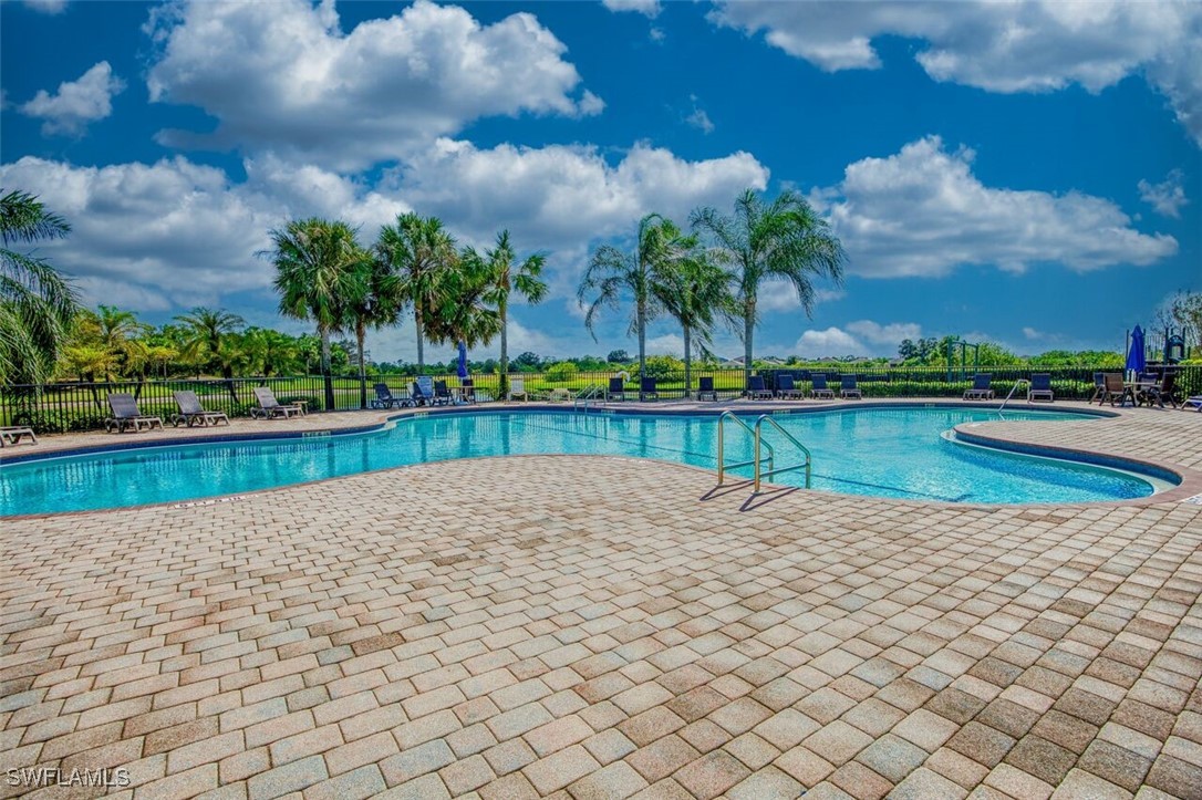 10673 Crossback Ln Property Photo 40