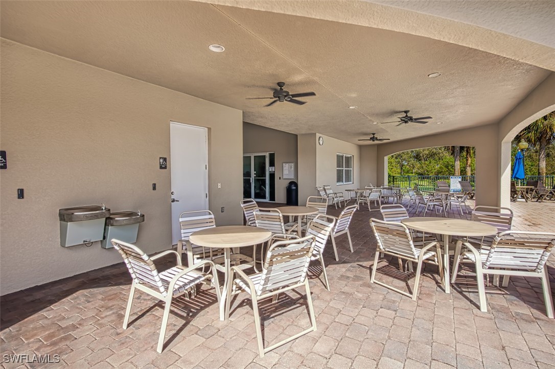 10673 Crossback Ln Property Photo 42