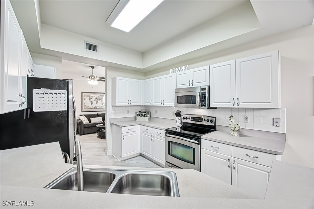 15249 Avalon Bay Blvd 2903 Property Photo 18